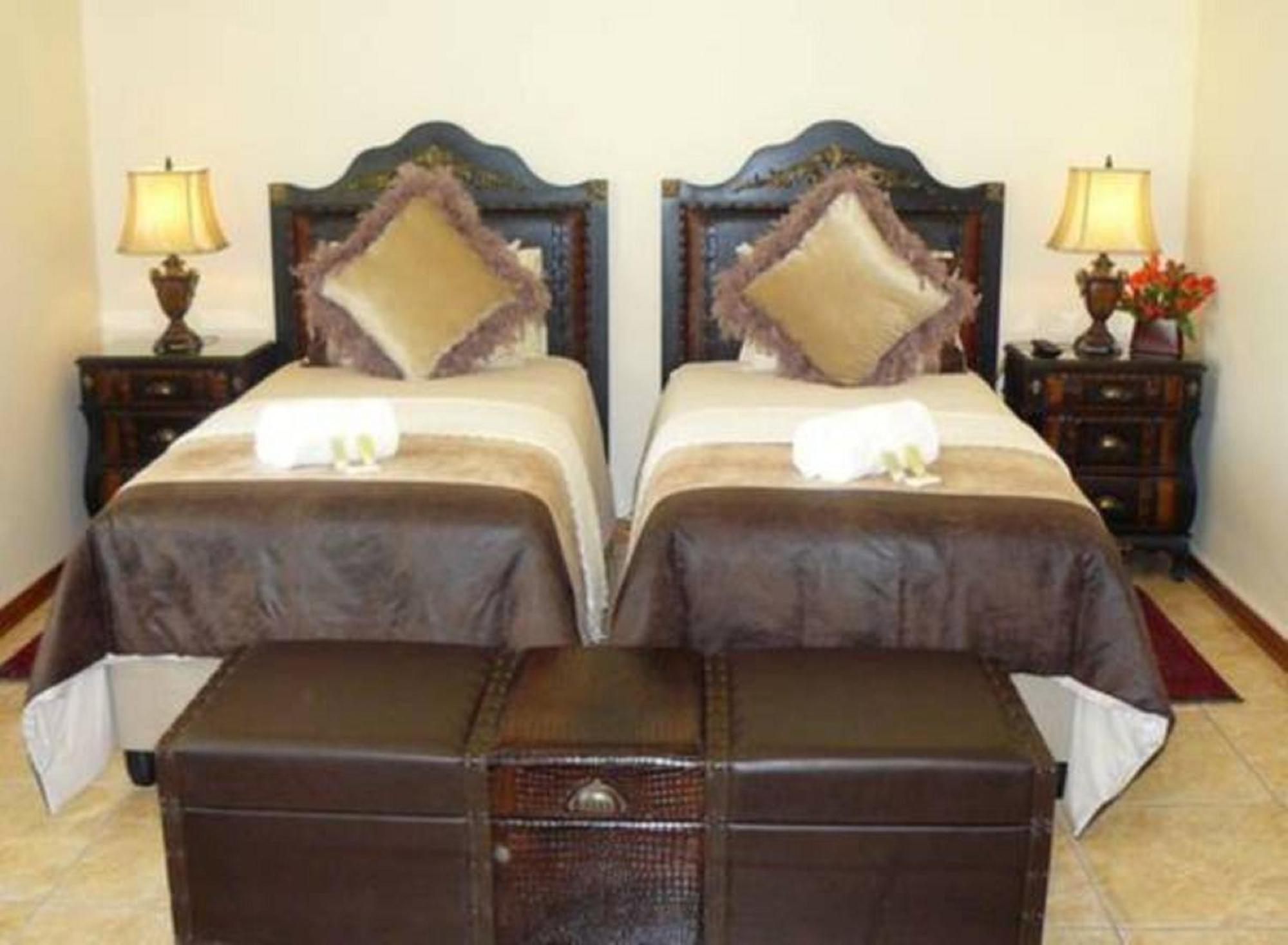 Kimberley Manor Guesthouse Bilik gambar